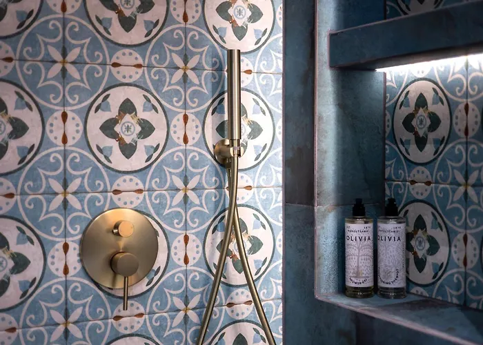 Frida Kahlo - Le Petit Bati Lägenhet Volos