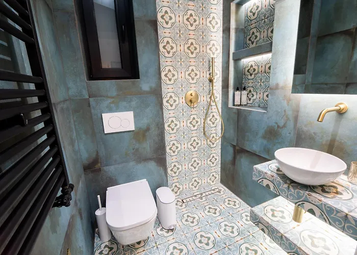 Frida Kahlo - Le Petit Bati Volos