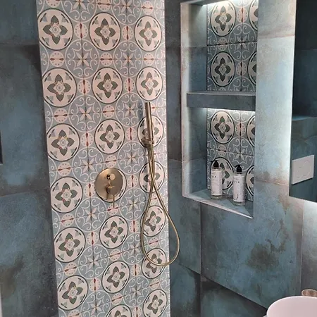 Frida Kahlo - Le Petit Bati *