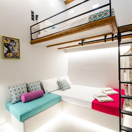 Frida Kahlo - Le Petit Bati Lejlighed